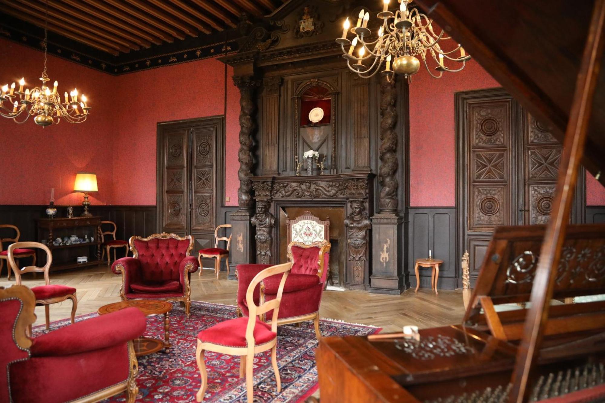 Chateau Borgeat De Lagrange - Privatisation Blaye Buitenkant foto